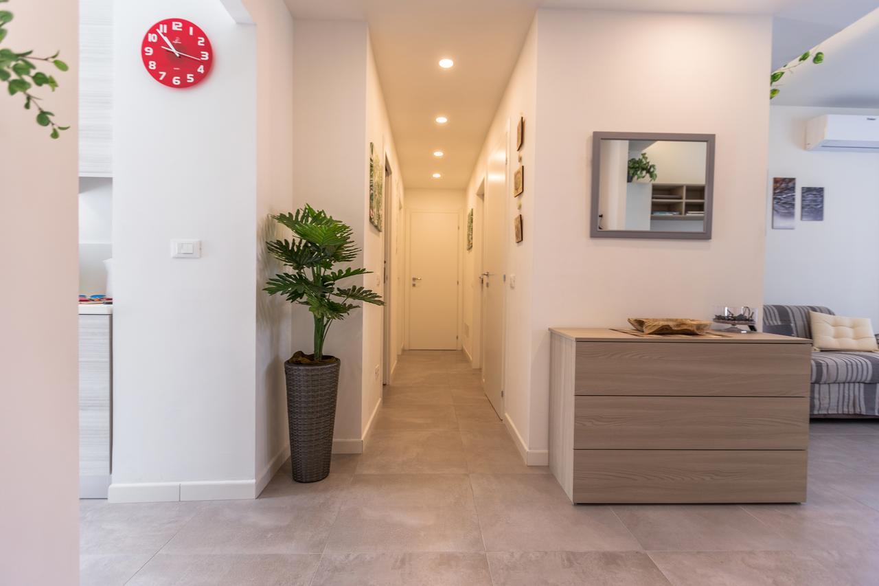 Business Balcony Flat Appartamento Milano