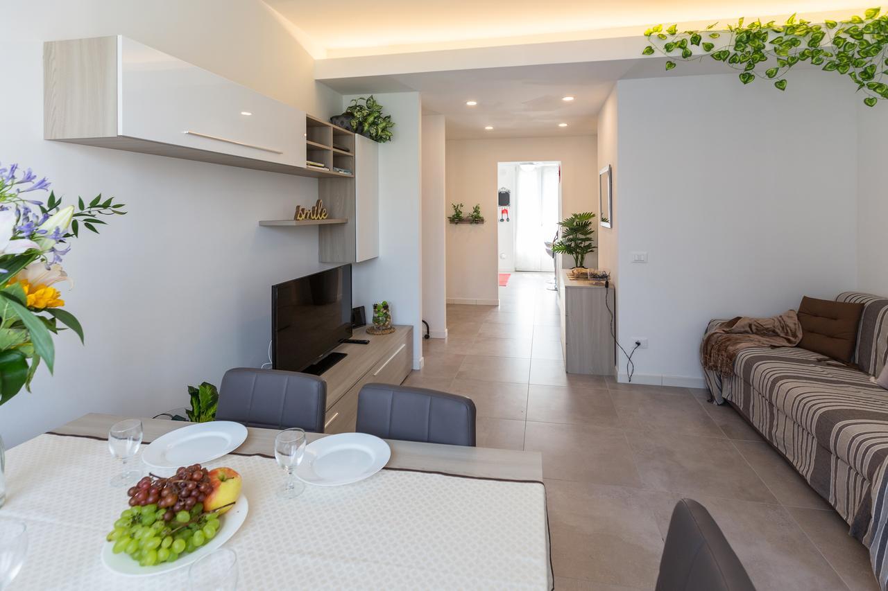 Business Balcony Flat Appartamento *