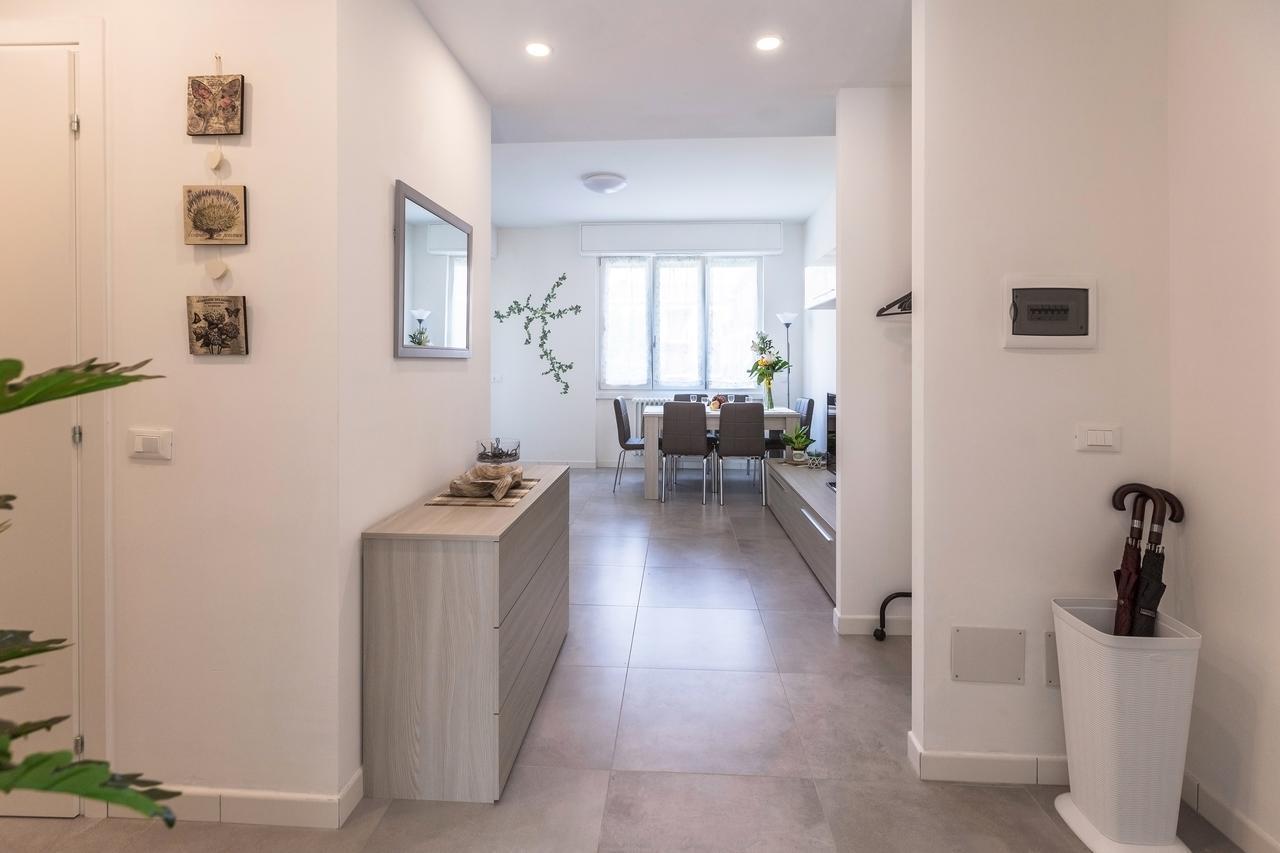 Business Balcony Flat Appartamento *